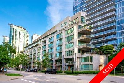 Coal Harbour Apartment/Condo for sale:  1 bedroom 944 sq.ft. (Listed 2020-05-29)