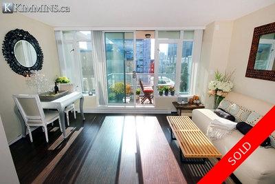 Kimmins and Associates, Vancouver Real Estate - Downtown VW Condo for sale:  1 bedroom 837 sq.ft. 